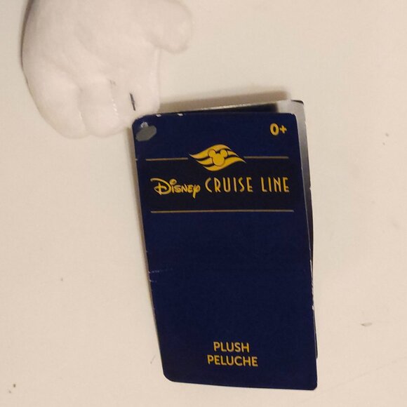 Disney Cruise Line Treasure Inaugural Sailings 15" Adventurer Minnie Mouse Plush - Picture 10 of 11